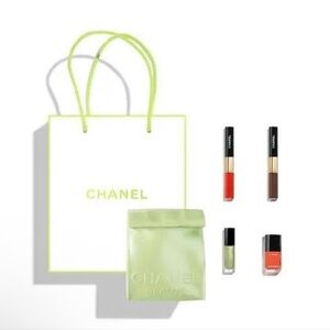 CHANEL Makeup Pouch & Set